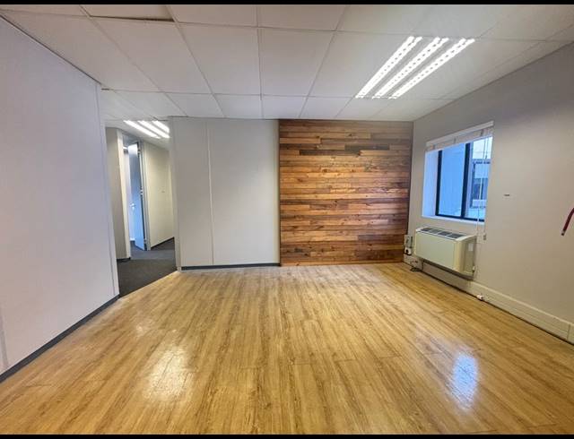 170M² OFFICE TO LET IN TYGER VALLEY